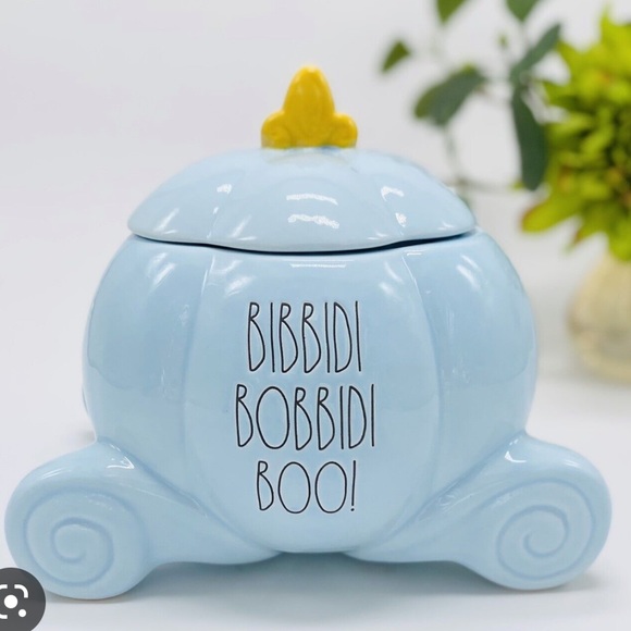 NWOT-THE DISNEY COLLECTION BY RAE DUNN PRINCESS PUMPKIN CARRIAGE - Picture 2 of 8